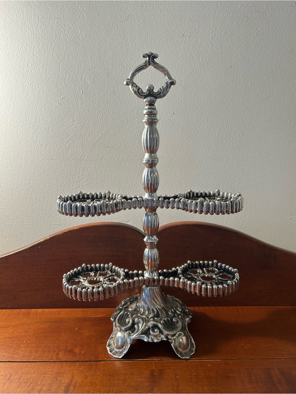 Silver Two-Tier Jewelry & Accessory Stand